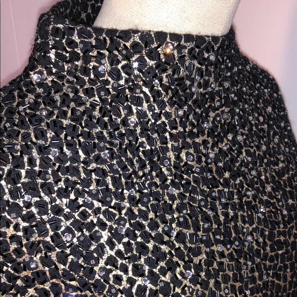 Elegant Black and Gold Women's Top - Picture 3 of 8